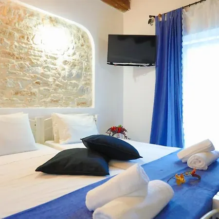 Penelope Stone House * 卡拉米