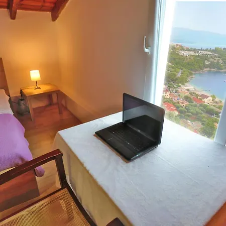 Penelope Stone House * Калами